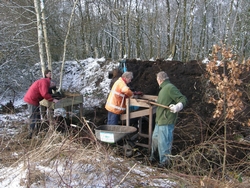 Amateur archeologen graven op in de gemeente Westerveld.